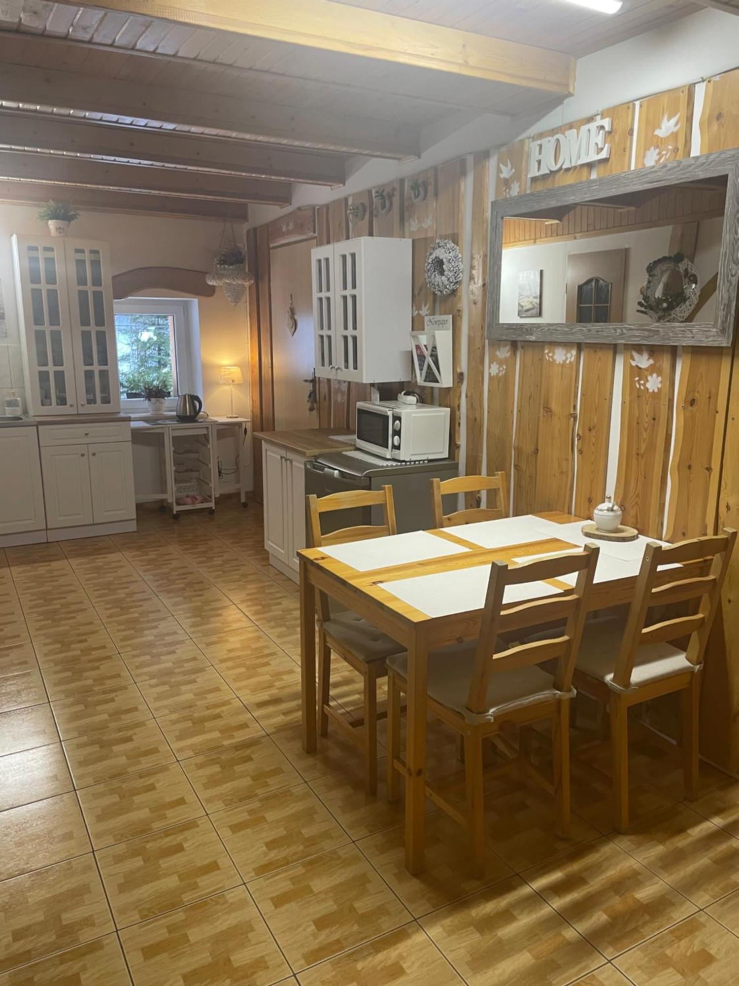 Bed and Breakfast Ranczo Frodyma Строне-Шльонське Екстер'єр фото